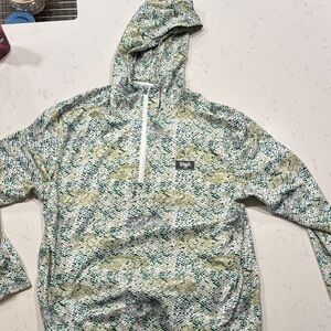 Hooded Sweatshirt with Green and Beige Pattern
